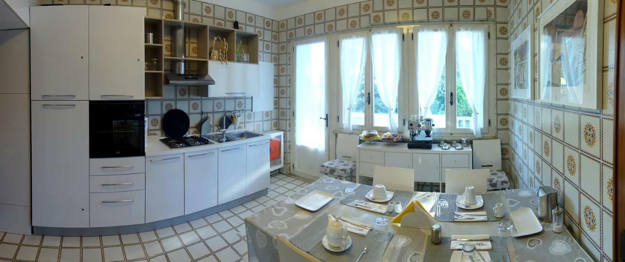 Biancavilla B&B Бреша Екстериор снимка